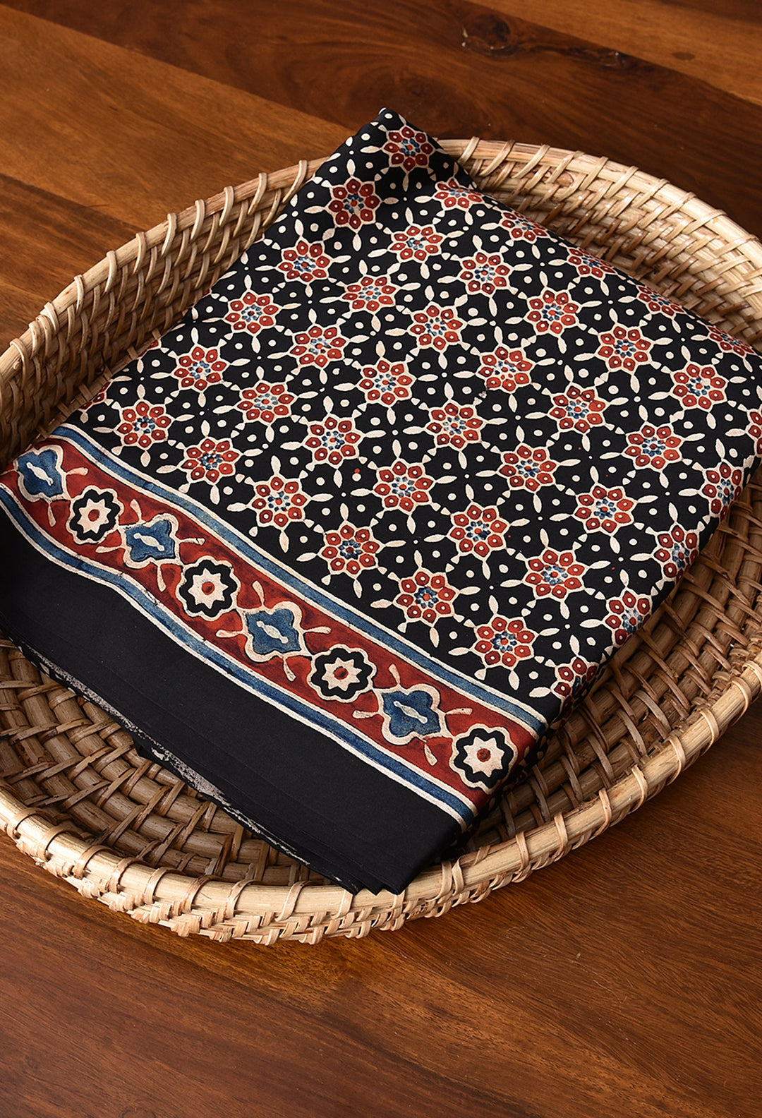 BLACK AND STAR  MODAL SILK DIGITAL PRINTED SAREE
