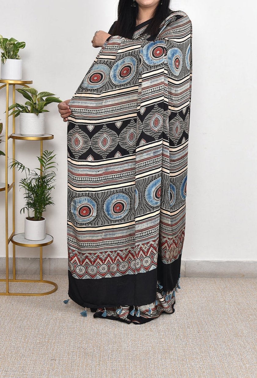 BLACK AND BLUE EYES MODAL SILK DIGITAL PRINTED SAREE