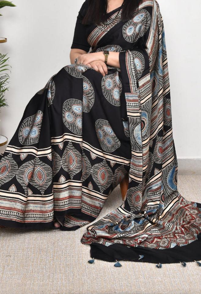 BLACK AND BLUE EYES MODAL SILK DIGITAL PRINTED SAREE