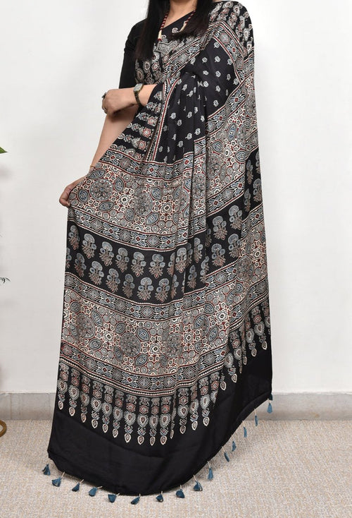 BEAUTIFUL BLACK  MODAL SILK DIGITAL PRINTED SAREE