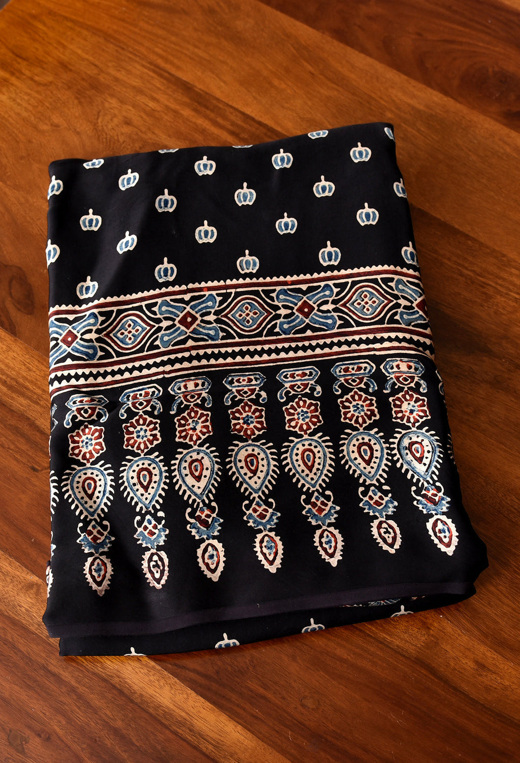 BEAUTIFUL BLACK  MODAL SILK DIGITAL PRINTED SAREE