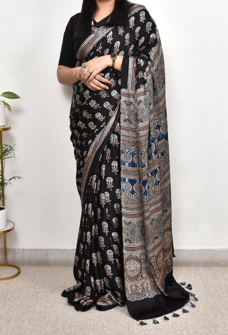 BLACK MODAL SILK DIGITAL PRINTED SAREE