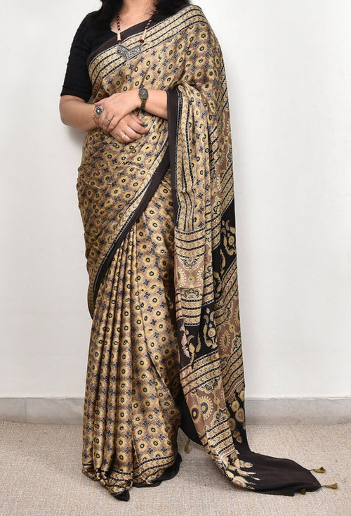 BEAUTIFUL DESIGNER  MODAL SILK DIGITAL PRINTED SAREE
