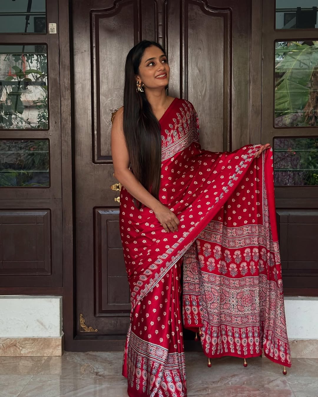 MAROON MODAL SILK DIGITAL PRINTED SAREE