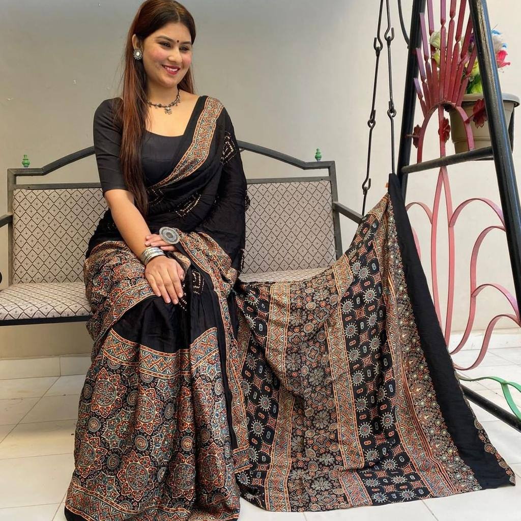BLACK MODAL SILK SAREE